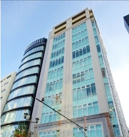 麹町プレイスの物件外観写真